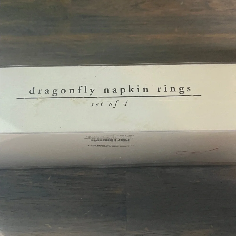 Pier 1 Imports DRAGONFLY NAPKIN RINGS SET of 4 kitchen tableware metal